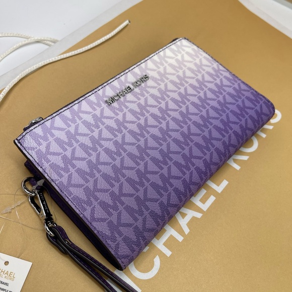 MICHAEL KORS Jet Set Large Ombré Signature Logo Double Zip Wristlet Phone Holder - Picture 6 of 16